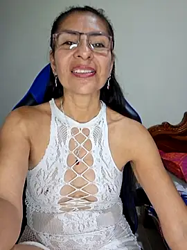 Natasha 50 online show from January 2026 03:00:01 AM