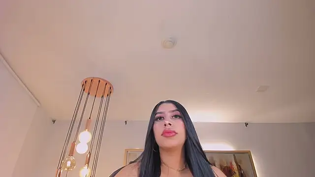 Snapshot of LeahLombardi_ chatting on October 2025 03:02:02 AM LeahLombardi online show from October 2025 03:02:02 AM