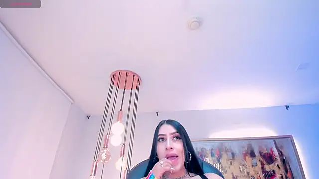 Snapshot of LeahLombardi_ chatting on January 2026 03:42:02 AM LeahLombardi online show from January 2026 03:42:02 AM