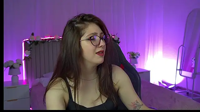 Mary Miiller online show from December 2025 12:36:02 PM