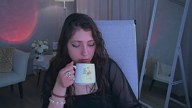 Mary Miiller online show from March 2026 06:39:01 AM