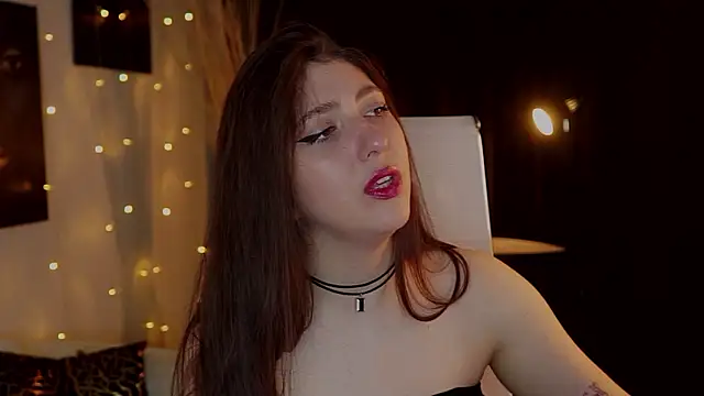 Mary Miiller online show from March 2026 06:18:02 AM