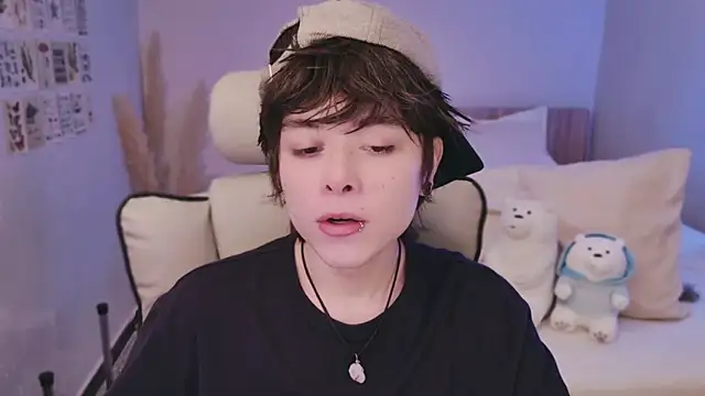 Snapshot of PaulTexx chatting on November 2025 09:08:01 PM PaulTexx online show from November 2025 09:08:01 PM