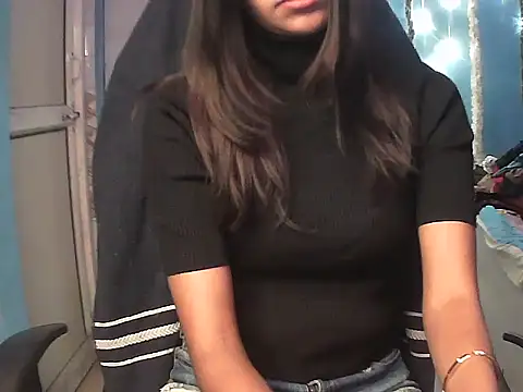 RENUKA RAJPUT online show from November 2025 07:57:01 PM