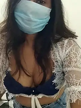 Snapshot of AMELIYAA chatting on January 2026 12:43:02 PM AMELIYAA online show from January 2026 12:43:02 PM