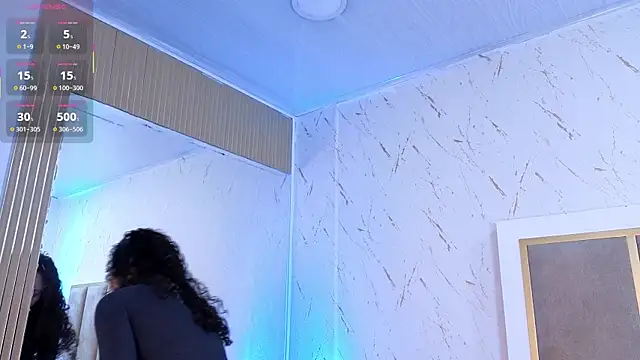 Snapshot of samanthaThoms chatting on November 2025 01:33:02 PM samanthaThoms online show from November 2025 01:33:02 PM