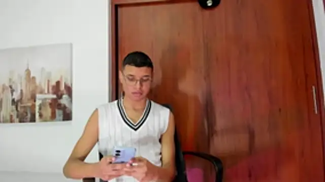 Snapshot of tristan_gold chatting on October 2025 12:58:01 AM tristan gold online show from October 2025 12:58:01 AM