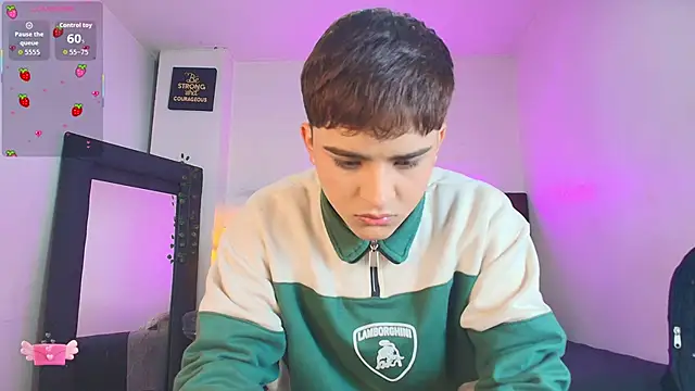 Lucass love online show from December 2025 01:26:01 PM