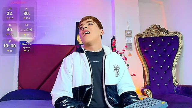 Lucass love online show from May 2026 01:05:02 PM