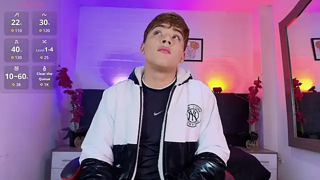 Lucass love online show from May 2026 01:51:02 PM