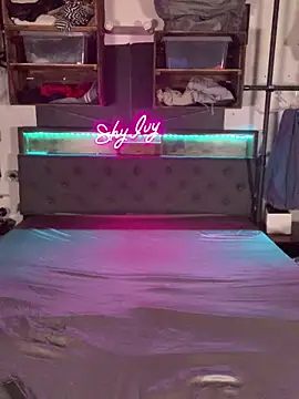 Shy Ivy online show from October 2025 09:37:01 PM