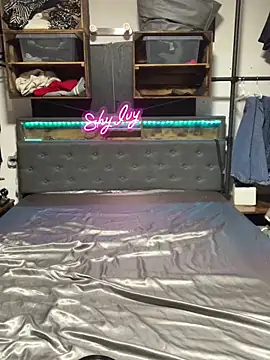 Shy Ivy online show from October 2025 09:06:01 PM