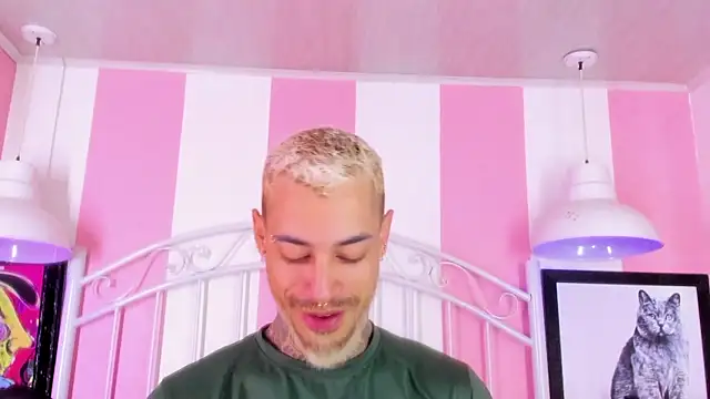 VinzenzRizzo online show from January 2026 04:17:02 AM