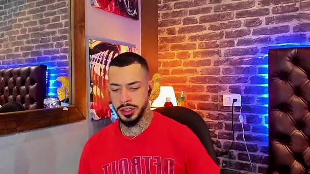 VinzenzRizzo online show from February 2026 04:17:01 AM