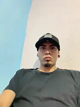 Ricardo2334 online show from February 2026 02:37:02 PM