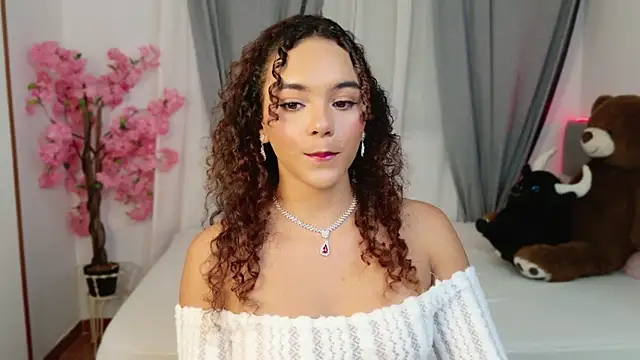 Snapshot of Taylor_Tina chatting on September 2025 10:47:01 PM Taylor Tina online show from September 2025 10:47:01 PM