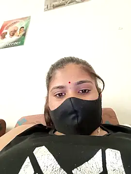 Snapshot of MISS_RIYA14 chatting on September 2025 11:43:02 AM MISS RIYA14 online show from September 2025 11:43:02 AM