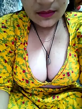 Snapshot of MISS_RIYA14 chatting on October 2025 05:43:02 AM MISS RIYA14 online show from October 2025 05:43:02 AM