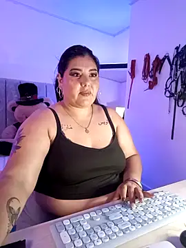 AndreaKinky online show from November 2025 08:24:01 AM