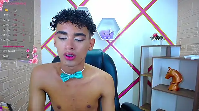 Blake Mils online show from October 2025 06:01:01 PM