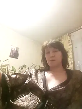 Snapshot of Flower2931 chatting on January 2026 07:37:02 PM Flower2931 online show from January 2026 07:37:02 PM