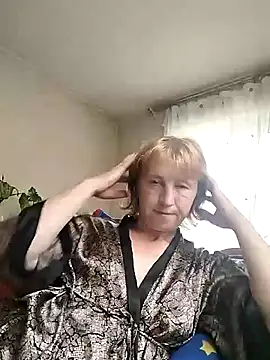Flower2931 online show from June 2026 09:45:01 AM