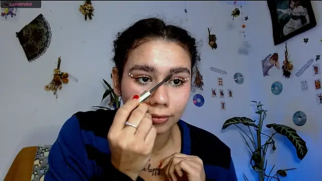 Nocturnawitch online show from April 2026 12:19:02 AM