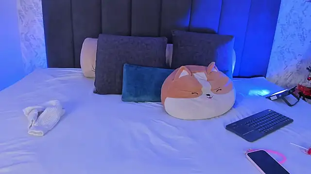 dana hazze online show from December 2025 09:21:02 PM