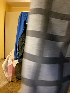 KalendaXL online show from November 2025 07:36:02 PM