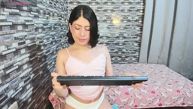 Snapshot of xxxEmmaxx chatting on January 2026 03:10:01 AM xxxEmmaxx online show from January 2026 03:10:01 AM