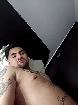 Snapshot of Maximo_cum27 chatting on March 2026 04:29:04 AM Maximo cum27 online show from March 2026 04:29:04 AM