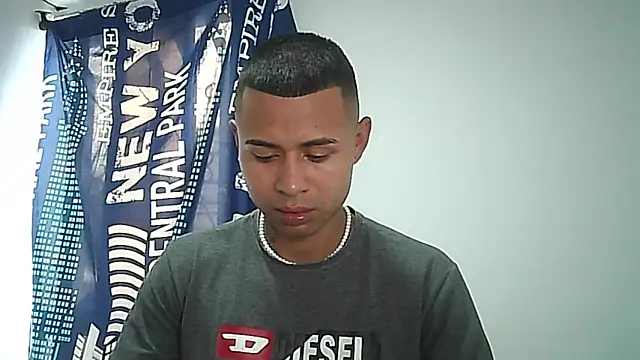 Snapshot of _Logan_Colton_ chatting on September 2025 08:19:01 PM Logan Colton online show from September 2025 08:19:01 PM