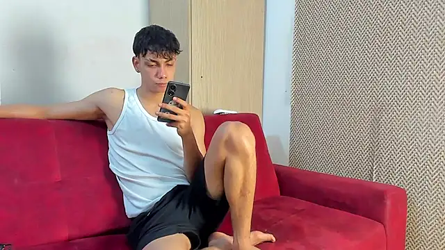 willy sexxx18 online show from May 2026 07:52:01 PM
