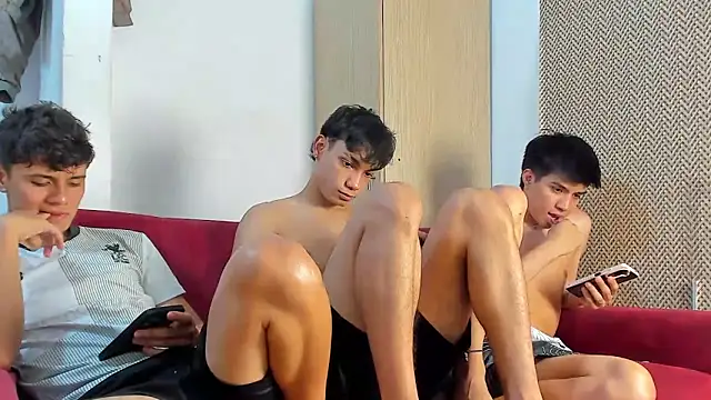 willy sexxx18 online show from May 2026 07:20:01 PM