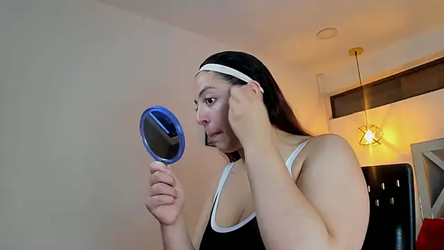 Snapshot of Rossi_ss1 chatting on September 2025 03:38:02 AM Rossi ss1 online show from September 2025 03:38:02 AM