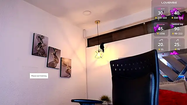 Snapshot of Rossi_ss1 chatting on October 2025 02:28:01 AM Rossi ss1 online show from October 2025 02:28:01 AM