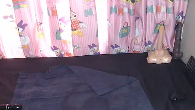 TrishahXo online show from March 2026 08:09:02 AM