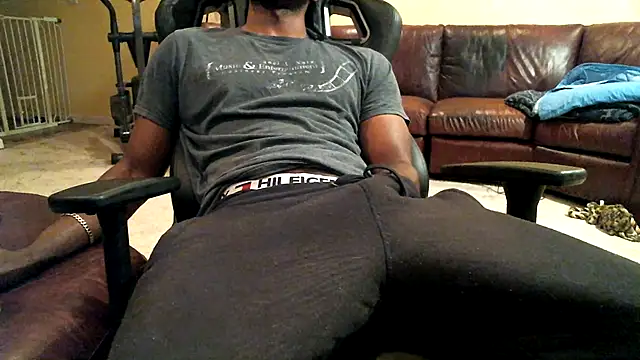 Snapshot of james421__ chatting on December 2025 05:56:02 AM james421 online show from December 2025 05:56:02 AM