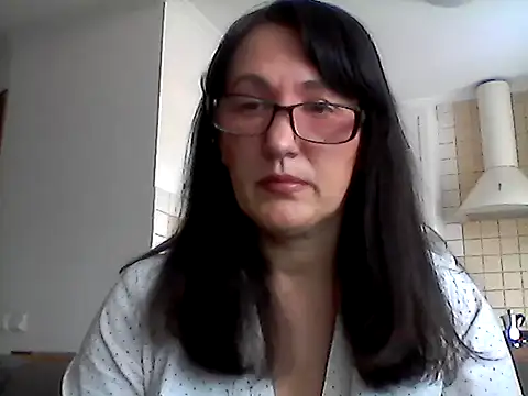 Snapshot of Elena48324 chatting on May 2026 09:25:01 AM Elena48324 online show from May 2026 09:25:01 AM