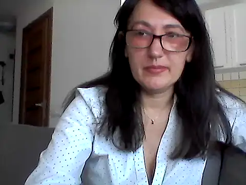 Elena48324 online show from May 2026 07:15:02 AM