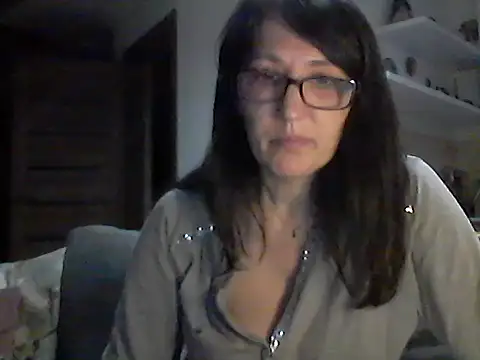 Elena48324 online show from May 2026 06:09:01 PM