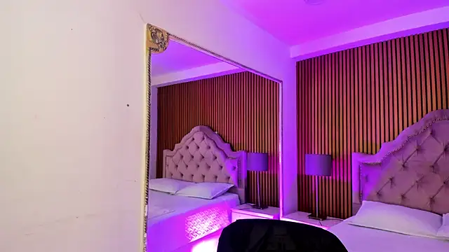 Starbutterflyy  online show from November 2025 04:02:02 AM