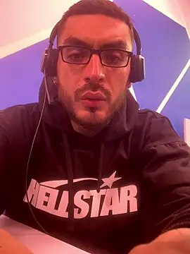 malek xarx  online show from January 2026 08:45:02 PM