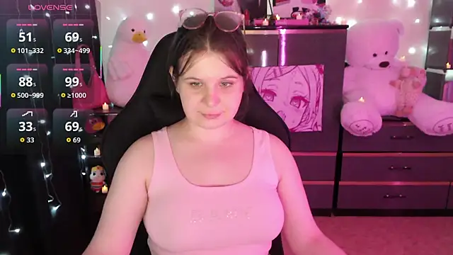 AmyVibess online show from October 2025 08:20:02 PM