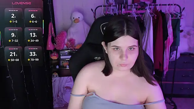 AmyVibess online show from June 2026 06:14:01 PM