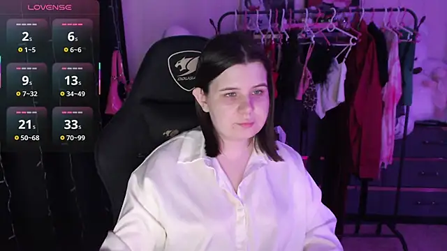 AmyVibess online show from July 2026 06:14:02 PM