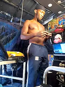 Snapshot of Jhoan_Simply chatting on December 2025 08:37:02 PM Jhoan Simply online show from December 2025 08:37:02 PM