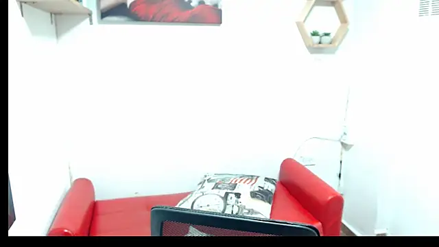 DIVAX MONSERRAT online show from May 2026 06:36:02 PM