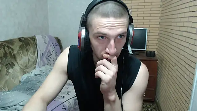 Snapshot of Alexilon chatting on March 2026 05:08:02 AM Alexilon online show from March 2026 05:08:02 AM