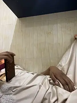 Snapshot of qusai12344 chatting on November 2025 10:37:01 PM qusai12344 online show from November 2025 10:37:01 PM